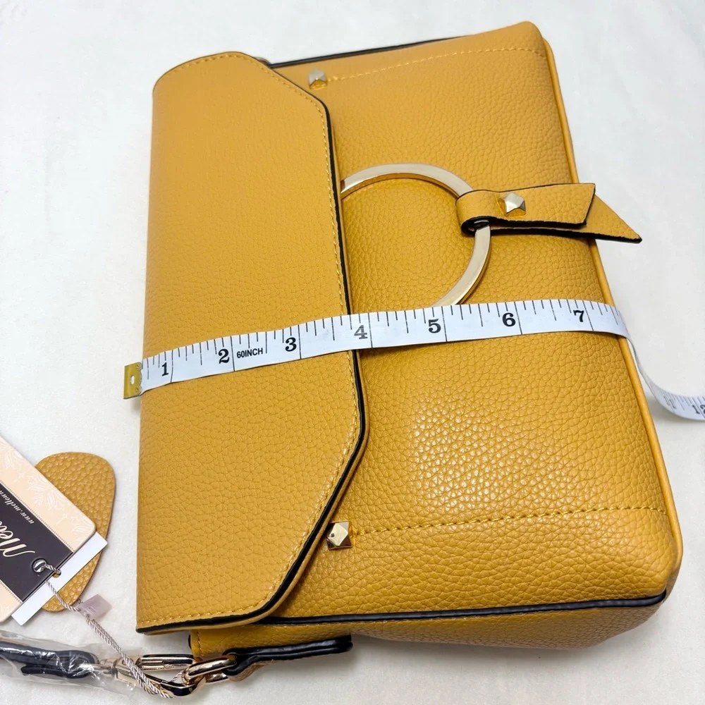 Mellow World‎ Vegan leather Elegant Yellow/ Mustard Crossbody Bag NEW